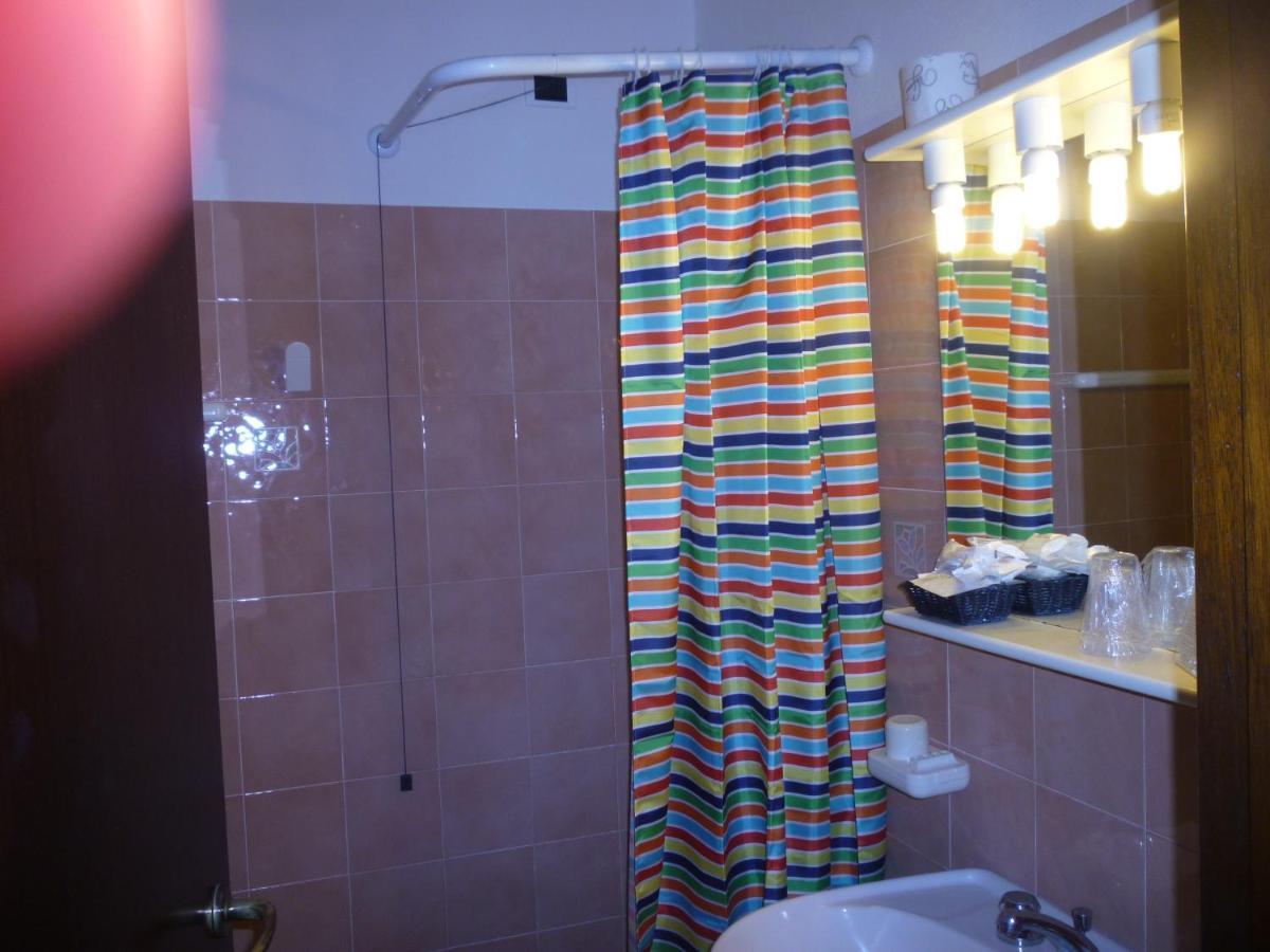 Hotel L'Ancora Santa Teresa Gallura Eksteriør bilde