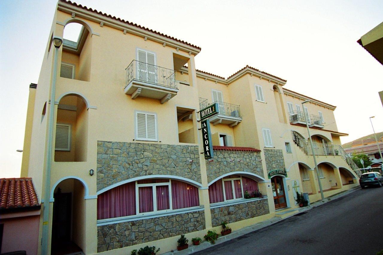 Hotel L'Ancora Santa Teresa Gallura Eksteriør bilde