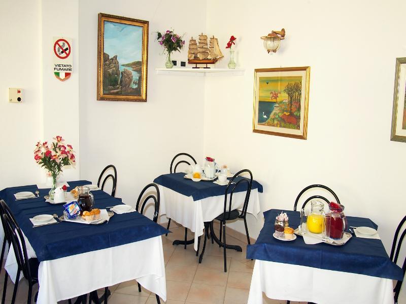 Hotel L'Ancora Santa Teresa Gallura Eksteriør bilde